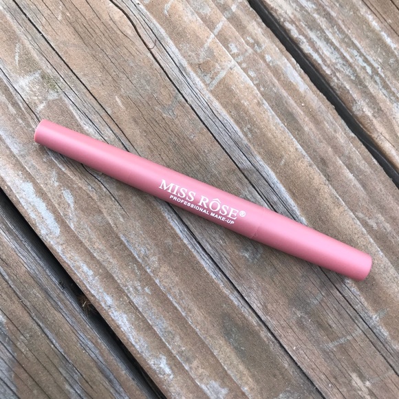 👄 2 in 1 Double-end Lipstick/ Lipliner - Picture 5 of 7